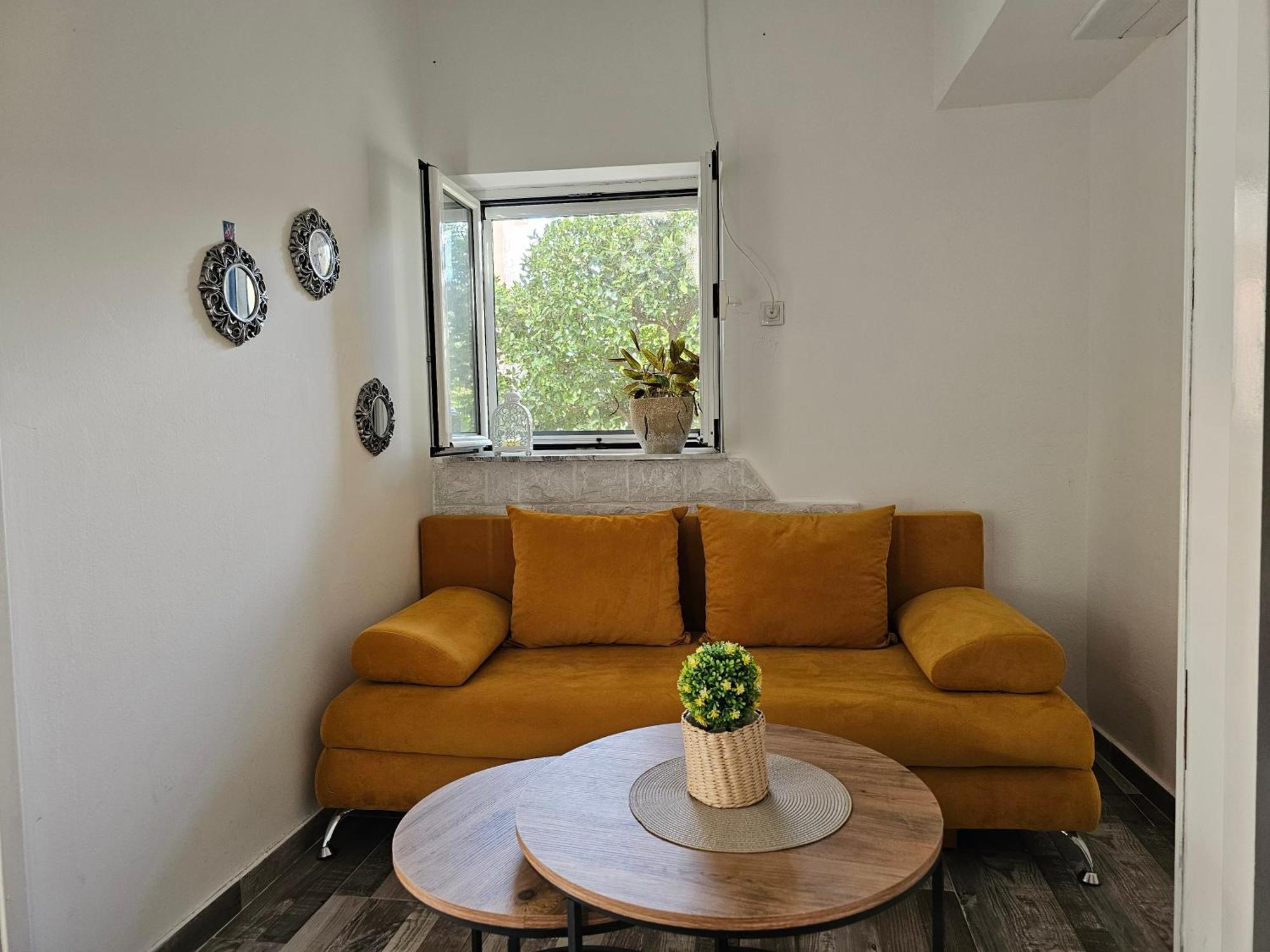 Ferienwohnung Modern Seaside Escape - Stunning Sea View - Private & Stylish Kotor Exterior foto